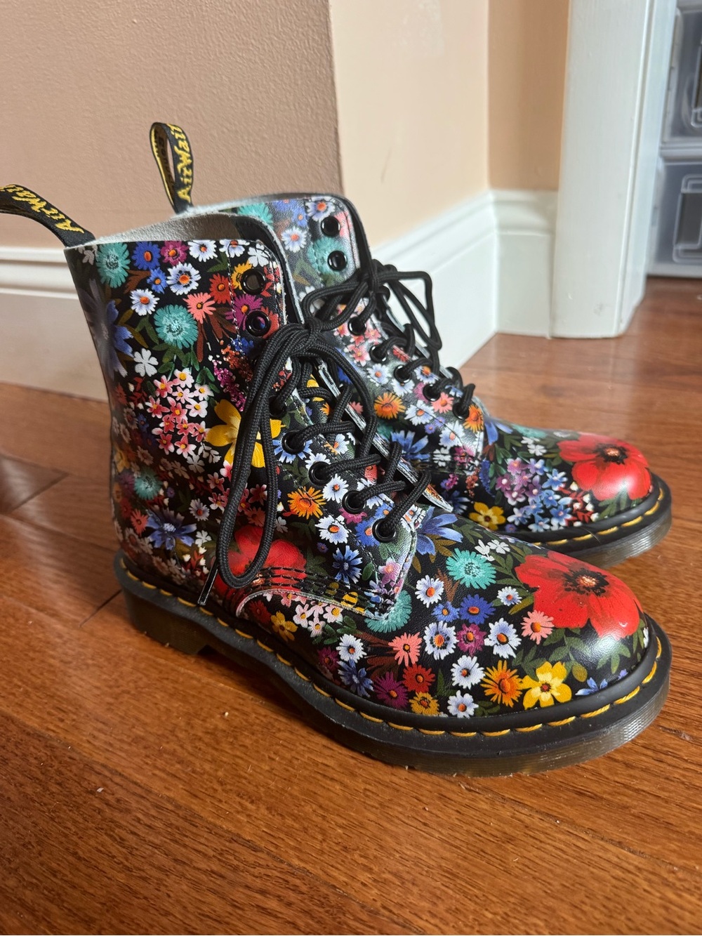 Dr. Martens Woman Floral Pascal Boots - Black Multi